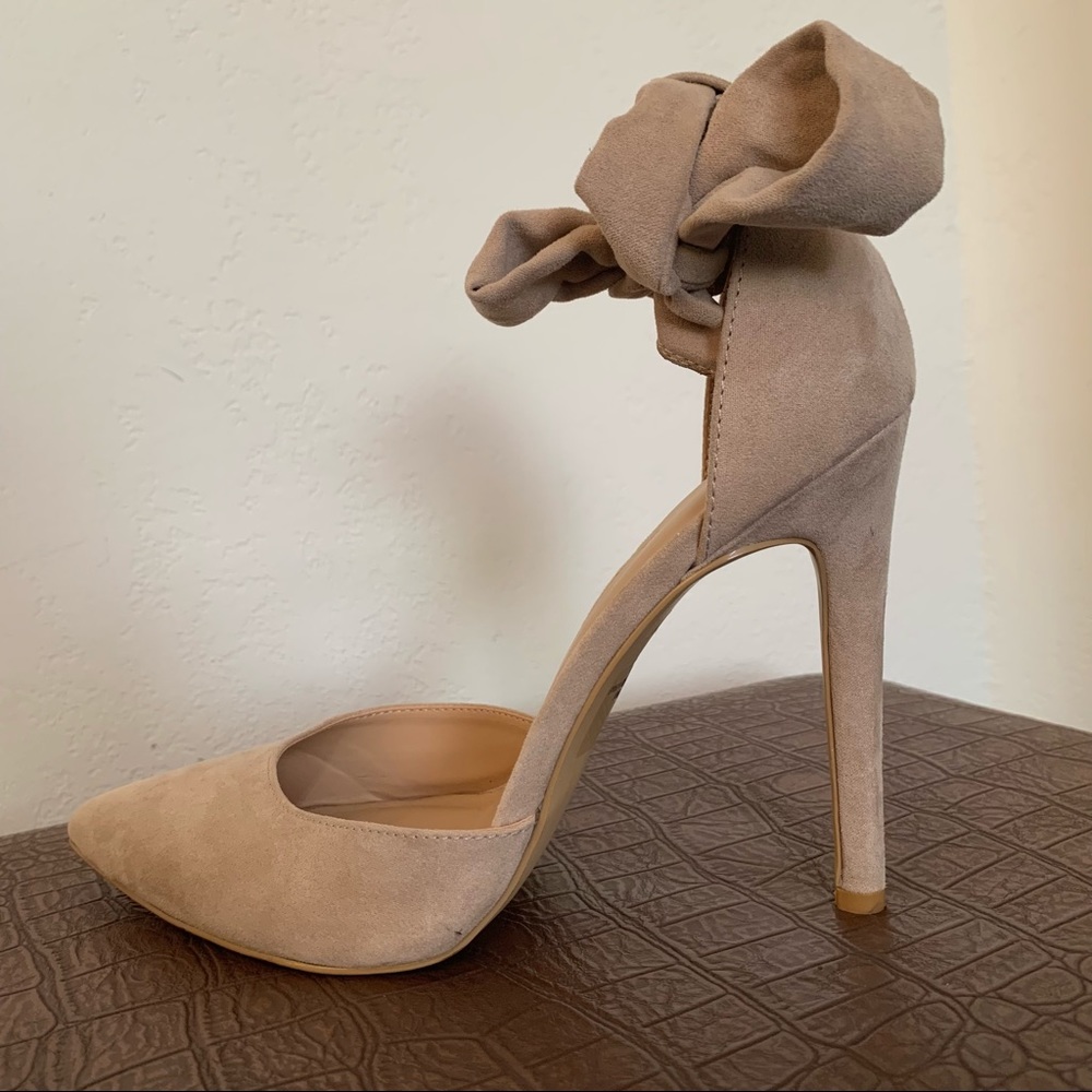 Eva Mendes heels Sz 8